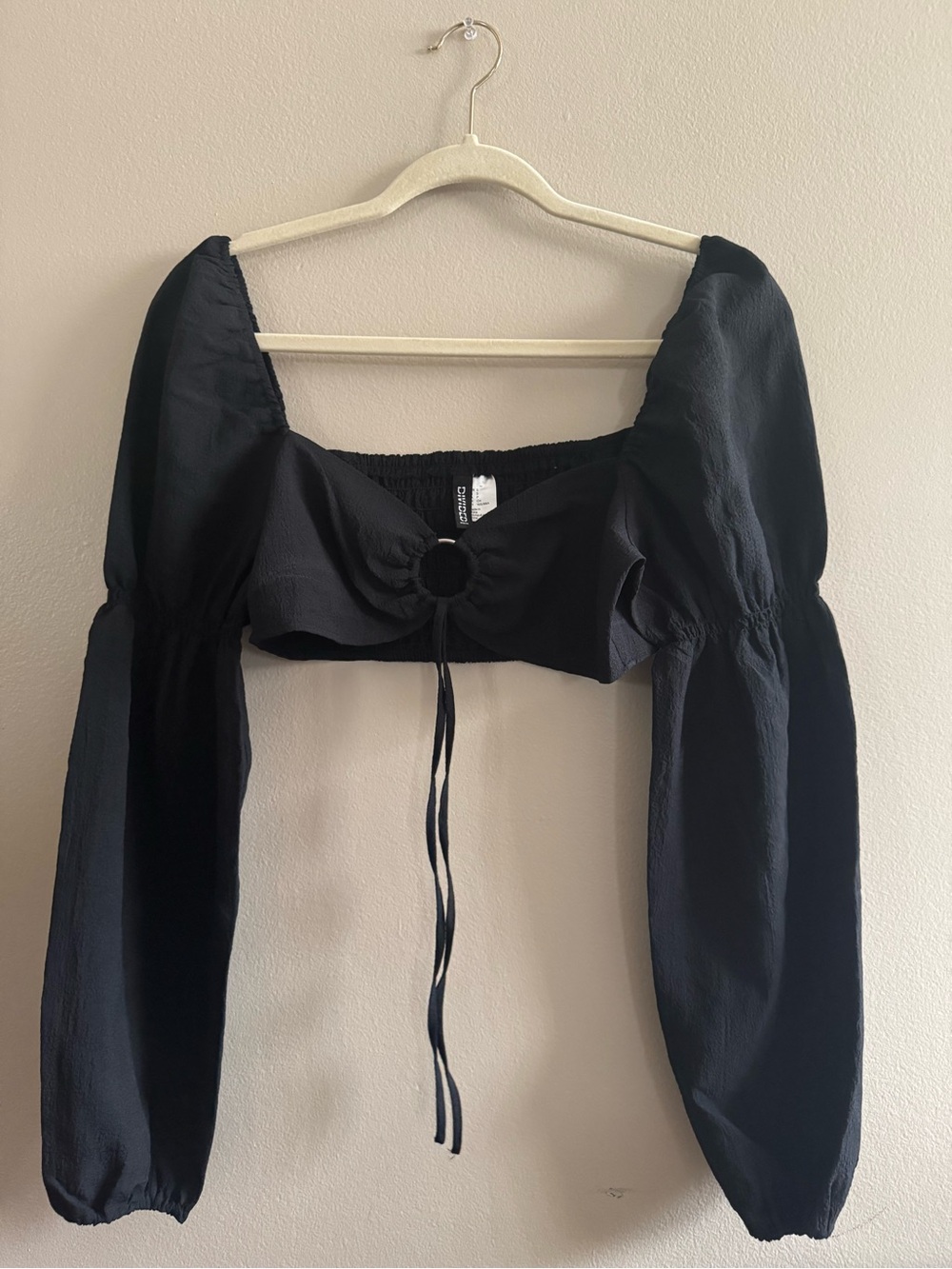 H&M Black Puff-Sleeve Cropped Top with Front Ring Tie